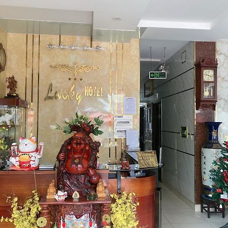 Lucky Hotel ホーチミン市 エクステリア 写真
